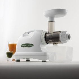 Omega J8004 Nutrition Center Commercial Masticating Juicer, White